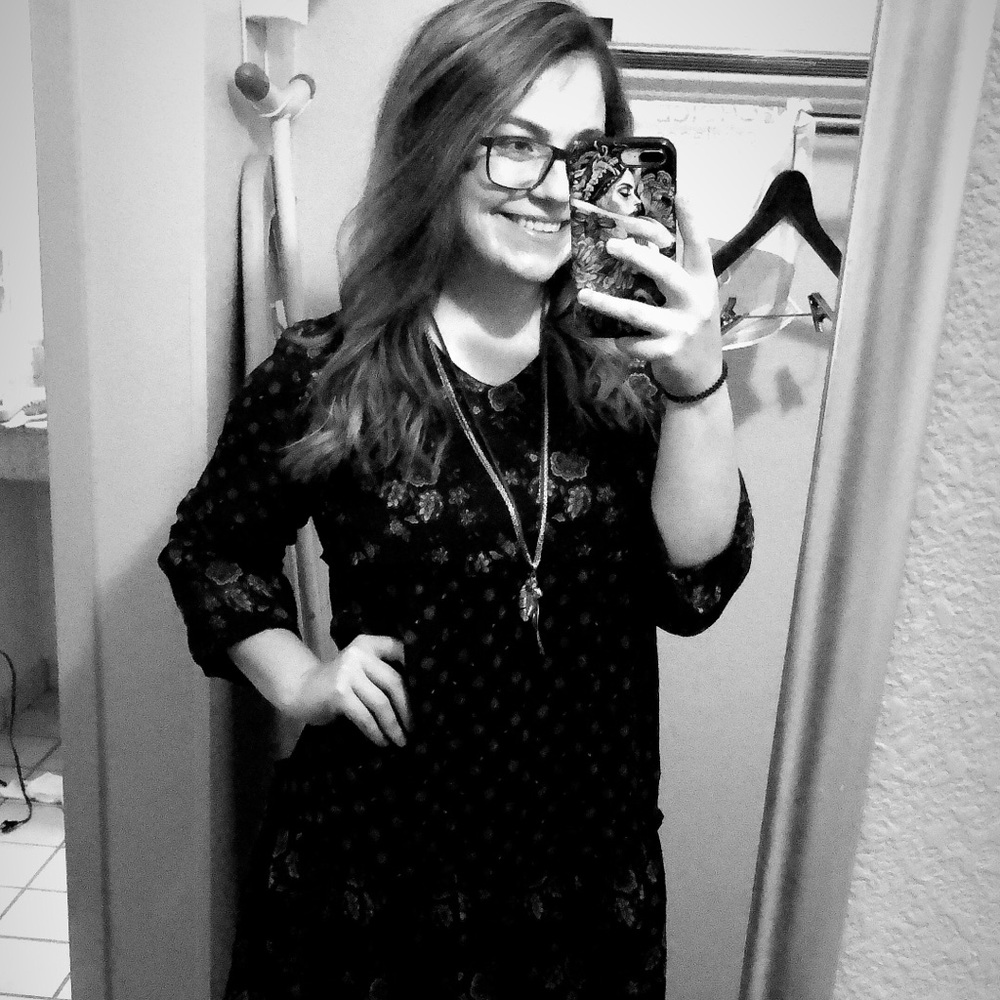 Meet your Posher, Alyssa